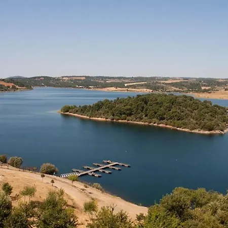 Anju-pardal Nyaraló *
