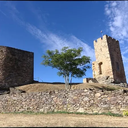 Nyaraló Anju-pardal Mogadouro