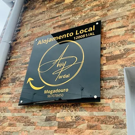 Anjú-pardal * Mogadouro (Braganca)