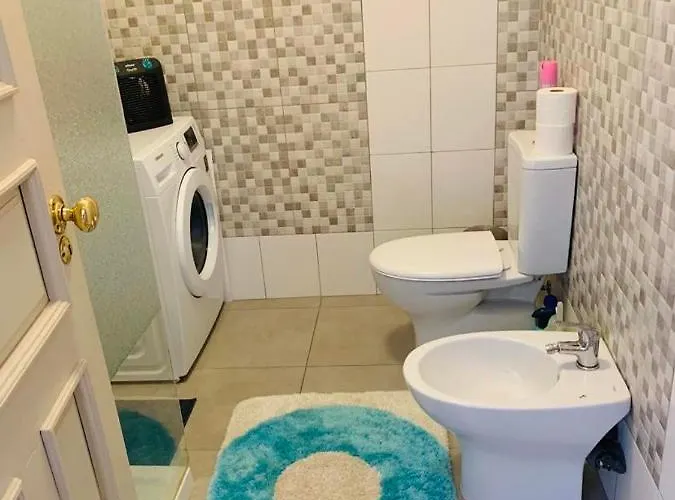 Anju-pardal * モガドウロ